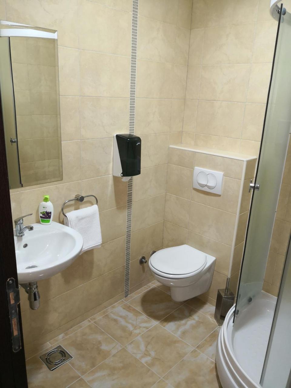 "Poseidon" Centar Aparthotel Stari Banovci Exteriör bild